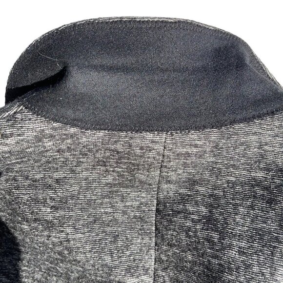 Theory SIZE 6 Gray 3/4 Sleeve Wool/Cotton 2-Button Blazer or Career Jacket - Picture 3 of 6